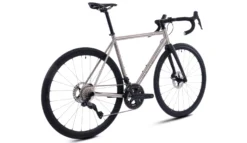 Holdsworth Helm Shimano Ultegra Di2 Titanium Road Bike -Bicycle Gear Shop CBHOHELMULTDI2 P3 scaled